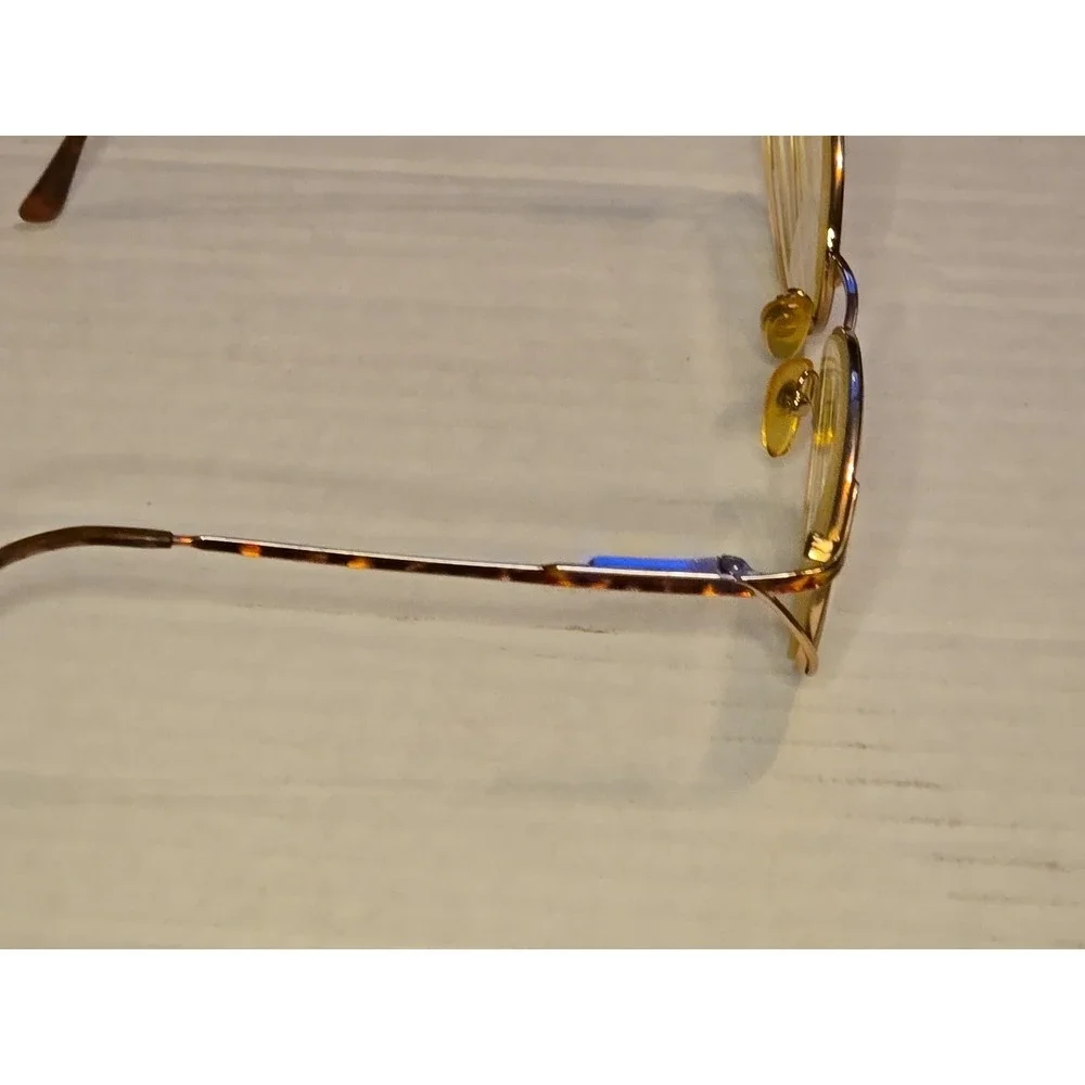 Vintage Oleg Cassini 1022 Tortoise Eyeglass Frames 54-17-137 Made in Italy